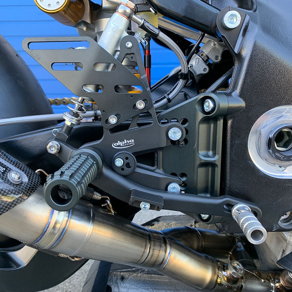 alphaRacing SBK Rearsets for BMW S1000RR / M1000RR (2019+)